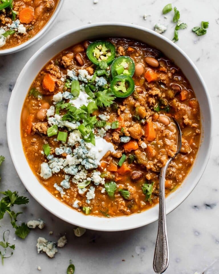 Spicy Buffalo White Chicken Chili Recipe