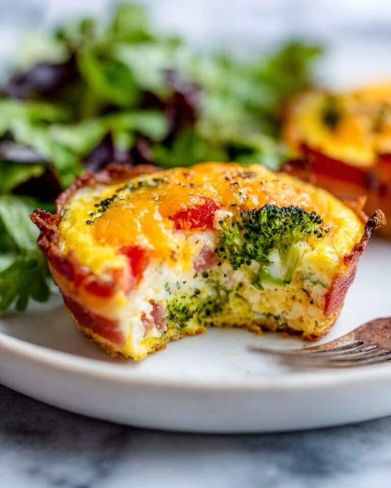 Egg White Muffins with Turkey Bacon, Cottage Cheese & Veggies Recipe